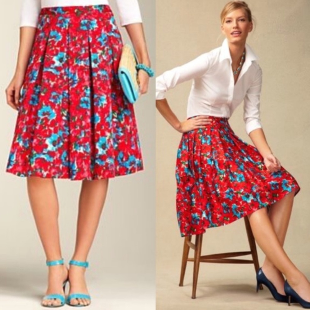 TALBOTS Red Floral Pleated SKIRT